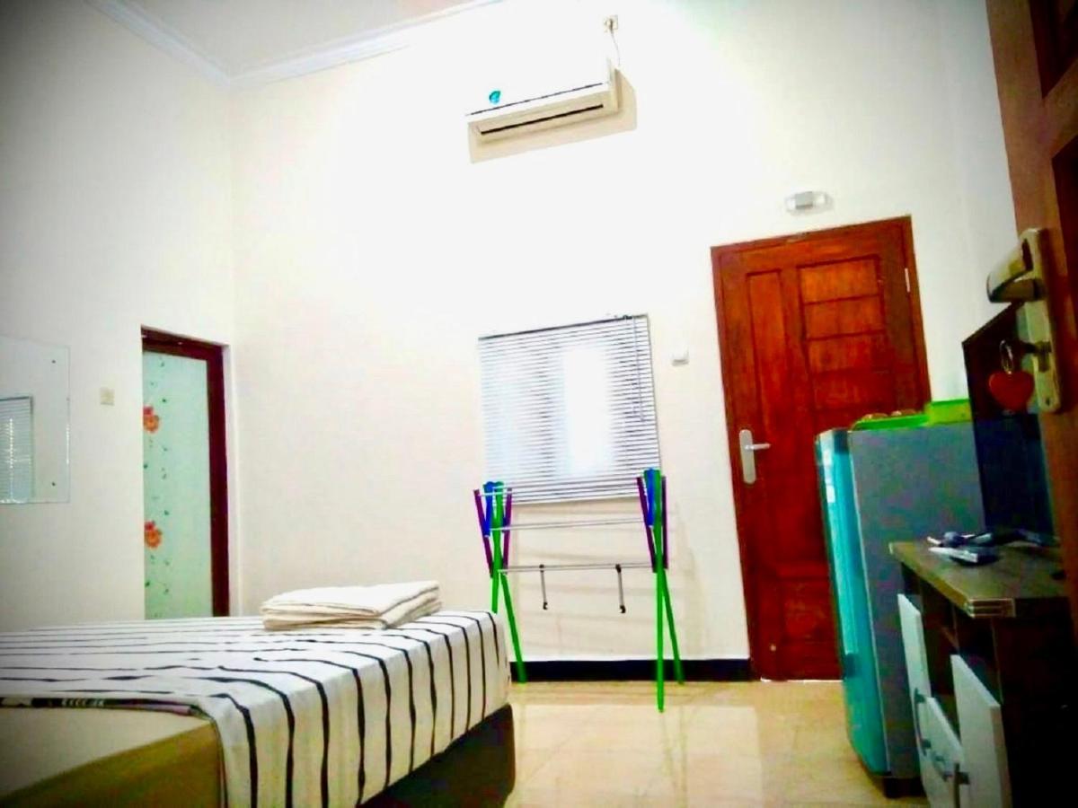 Ahlen Pangandaran Hotel Exterior foto