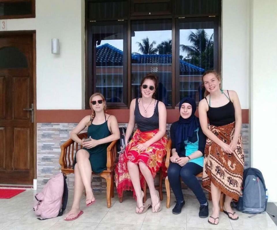 Ahlen Pangandaran Hotel Exterior foto