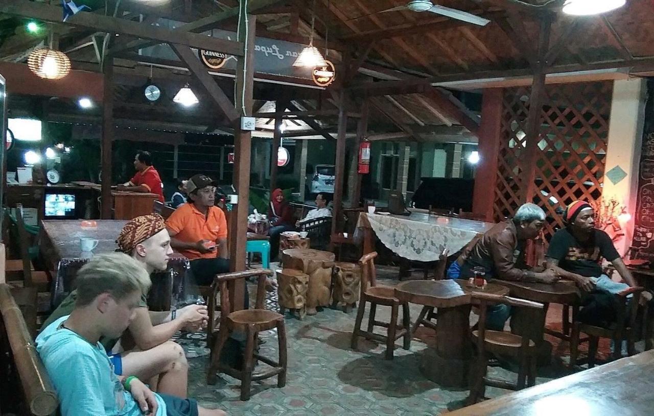 Ahlen Pangandaran Hotel Exterior foto